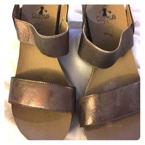 Corky’s Wedges Style Brandy Size 7